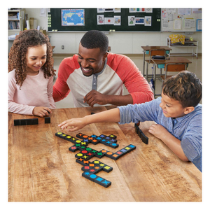 Family playing Qwirkle